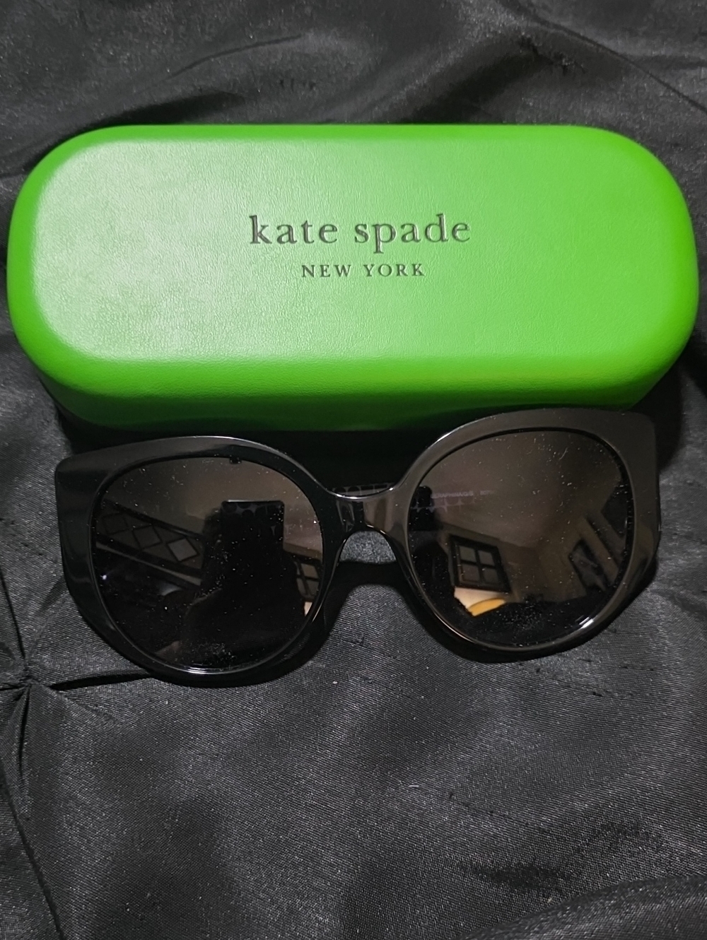 Brand New Kate Spade Black Round Sunglasses with Green Case